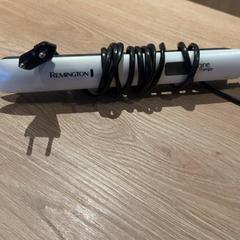 مكواة تمليس الشعر، كما تم الإبلاغ عنه بواسطة Van der Valk Hotel Eindhoven - Best عبر iLost