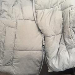 재킷, iLost를 사용하여 Rotterdam The Hague Airport에 보고됨