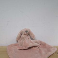 Törölje le baby doekje konijntje roze, amint azt IKEA Heerlen az iLost segítségével jelentette.