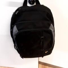 Mochila, ha sido reportado por Qbuzz ZHN con iLost