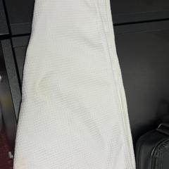 Asciugamani, come riportato da ibis Styles Rotterdam Ahoy utilizzando iLost