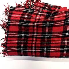 Kendő rood zwart wit blauw, amint azt Qbuzz ZHN az iLost segítségével jelentette.