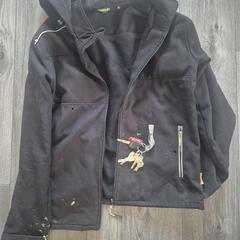 jas en sleutels, jak bylo nahlášeno na iLost