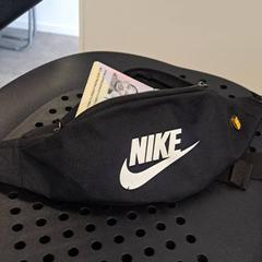 Bum bag, rapporterat av Arriva Twents med iLost