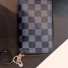 Portfel Kniest, zgłoszono przez RRReis IJssel-Vecht przy użyciu iLost