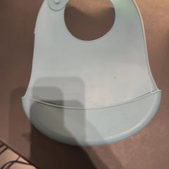 Babero, ha sido reportado por Van der Valk Hotel Houten con iLost