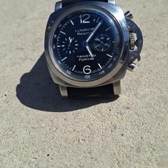 Panerai luminor flyback PAM00253, come riportato a iLost
