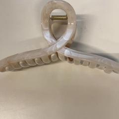 バレッタ がiLostで IKEA長久手 によって報告されました