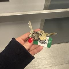 Sleutels in rijswijk op de fietsbrug, amint azt az iLostnak jelentették.