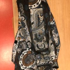 Sjaal, gisa salatu by Pathé Buitenhof iLost erabiliz