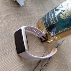 Horloge / activity tracker dames, amint azt az iLostnak jelentették.