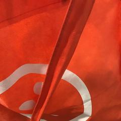 Poltsa, gisa salatu by U-OV Utrecht iLost erabiliz