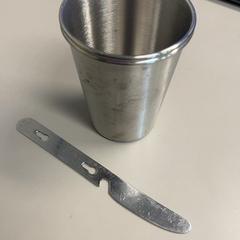 Beker met mes, ha sido reportado por Burgers' Zoo con iLost