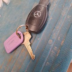 Mercedes autosleutel, as reported to iLost