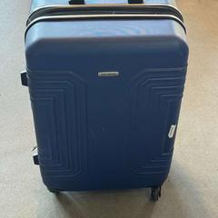 Suitcase, as reported by Conscious Hotel Westerpark using iLost
