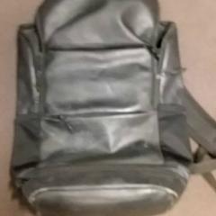 Táska, amint azt RET az iLost segítségével jelentette.