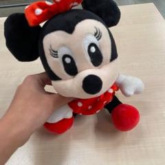 Peluche minnie, a été signalé par IKEA Liège utilisant iLost