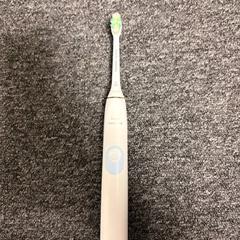 Brosse à dents électrique, a été signalé par DoubleTree by Hilton Rotterdam Centre utilisant iLost