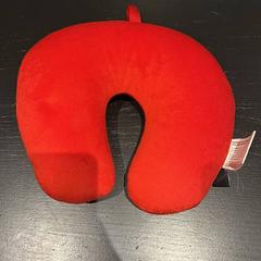 Almohada de cuello, ha sido reportado por Van der Valk Hotel Amsterdam-Amstel con iLost
