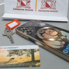 Mobile phone blauw, as reported by Gemeente Utrecht using iLost