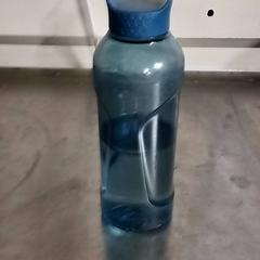 Waterfles, zgłoszono przez Pathé Scheveningen przy użyciu iLost