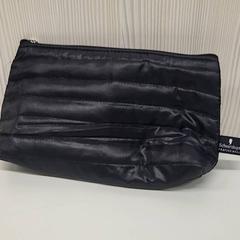 かばん がiLostで Transdev Gooi en Vechtstreek によって報告されました