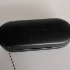 Brillendoos - zwart, rapporterat av Regio Antwerpen - Brussel med iLost