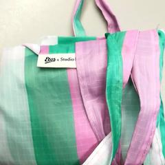 Bag Opvouwbaar roze groen, as reported by Burgers' Zoo using iLost