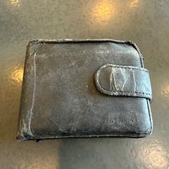 Portemonnee, som rapporterats till iLost