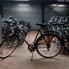 Bicicleta masculina Venturelli Paars, segons ha informat Fietsdepot Hasselt mitjançant iLost