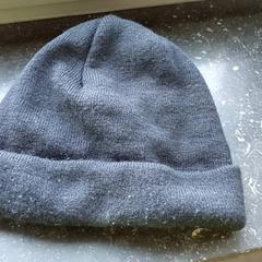 Kläder -  Muts zwart, rapporterat av Regio Oost-Vlaanderen med iLost