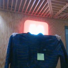 Skokan 100% polyester, jak nahlášeno MEININGER Hotel Innsbruck Zentrum pomocí iLost