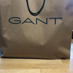 Borsa tote Purchase Gant, come riportato da Designer Outlet Roermond utilizzando iLost