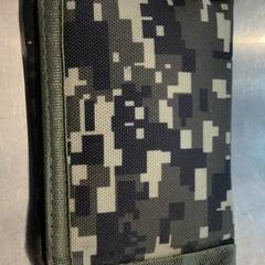 Portefeuille, a été signalé par MEININGER Hotel Leipzig Hauptbahnhof utilisant iLost