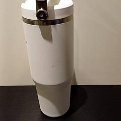 Flasche, gemeldet von Padualaan 97 über iLost
