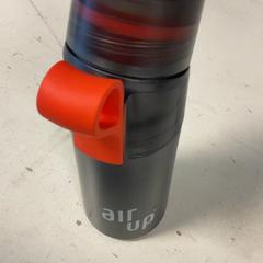 Vattenflaska Zwart, rapporterat av Artis med iLost