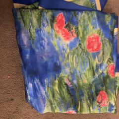 Xaile, como reportado por Koninklijk Theater Carré utilizando o iLost