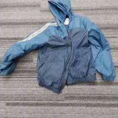 السترة، كما تم الإبلاغ عنه بواسطة Arriva Limburg Zuid عبر iLost