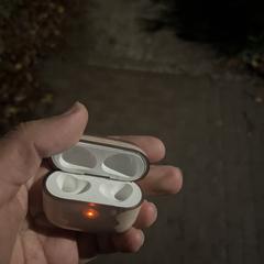 Airpod, jak bylo nahlášeno na iLost