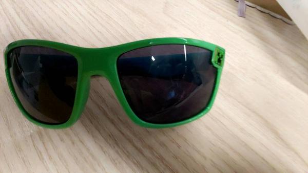 Glasses Vertes