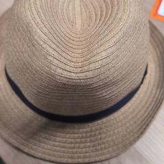 Hat, as reported by Pathé Zwolle using iLost
