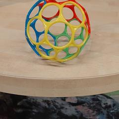 Stressbal Multicouleurs, zoals gemeld door IKEA Toulouse met iLost