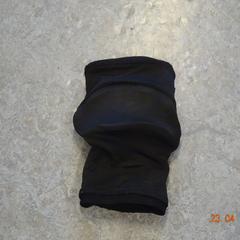 Knie beschermer Zwart, jak nahlášeno Gemeente Leopoldsburg pomocí iLost