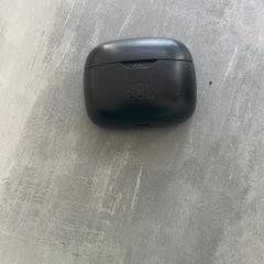 Earbud holder, as reported by RRReis Arriva Achterhoek-Rivierenland using iLost