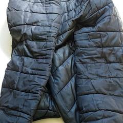 Kleding - jas, amint azt Regio Antwerpen - Brussel az iLost segítségével jelentette.