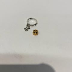 飾り がiLostで IKEA横浜 によって報告されました