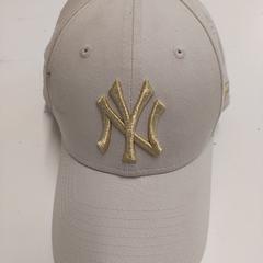 Baseball kappe New Era NY, gemeldet von Avonturenpark Hellendoorn über iLost
