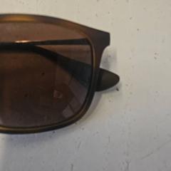 Gafas de sol, ha sido reportado por Liquicity Festival con iLost