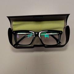 Ulleres, segons ha informat Vrije Universiteit Amsterdam mitjançant iLost