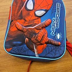 Mochila, segundo informou GVB usando iLost